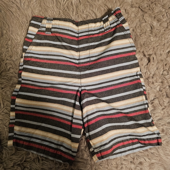The Children's Place Gray, Tan, and Multicolor Striped Shorts Trio - Picture 3 of 4